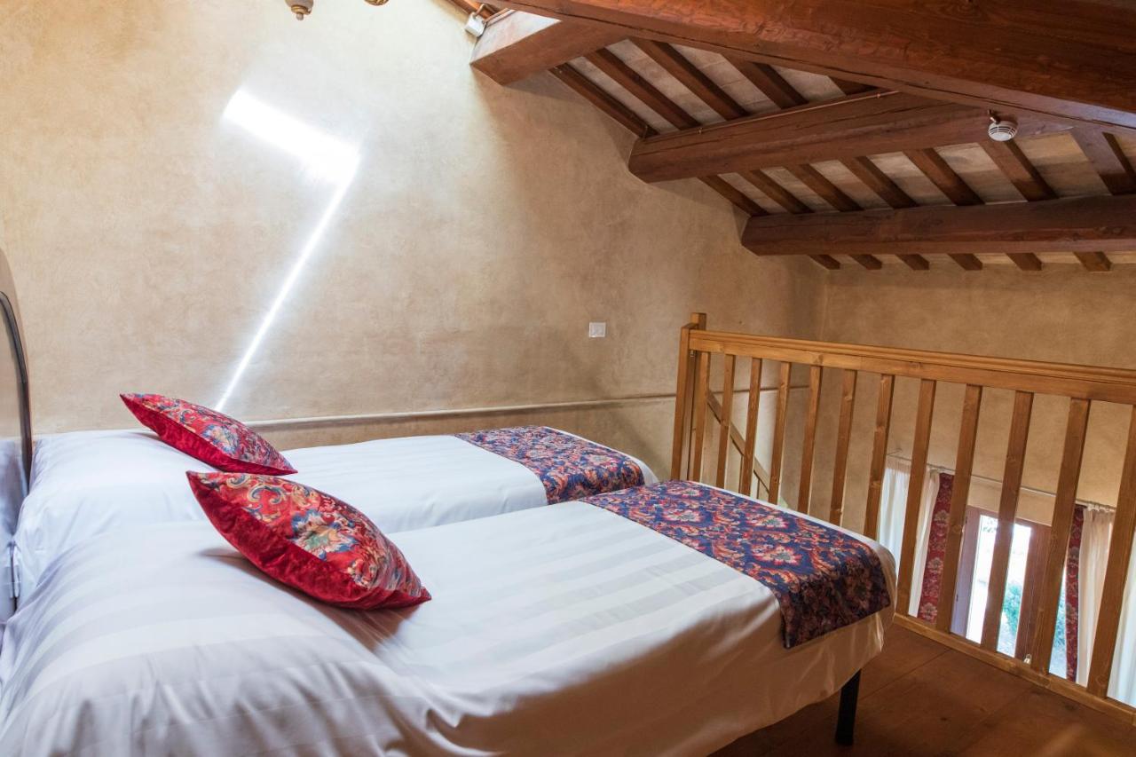 Locanda Di Montegiove Fano Luaran gambar